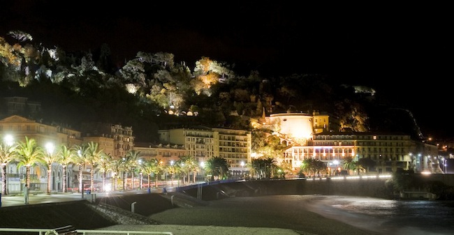 The famous Promenade des Anglais in Nice