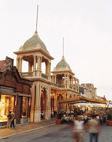 Art Deco and other styles in Viareggio