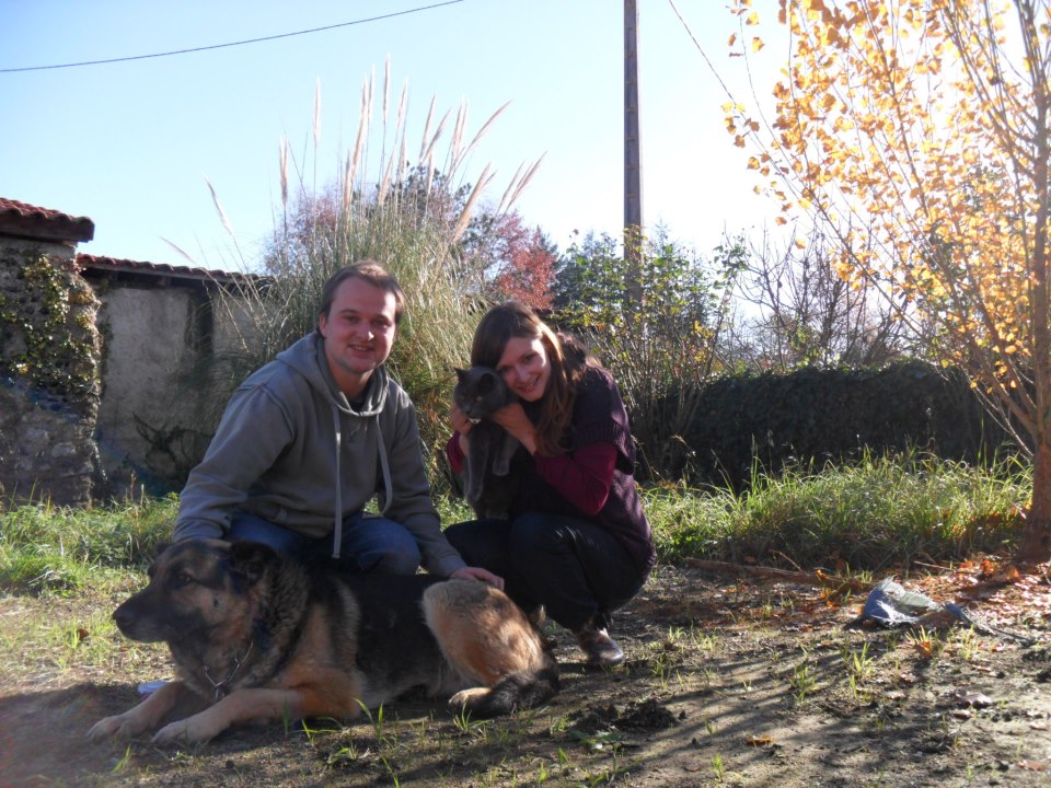 house-sitting-couple-main