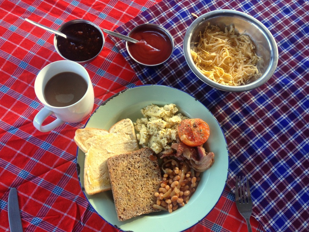 Breakfast at the Growcery camp