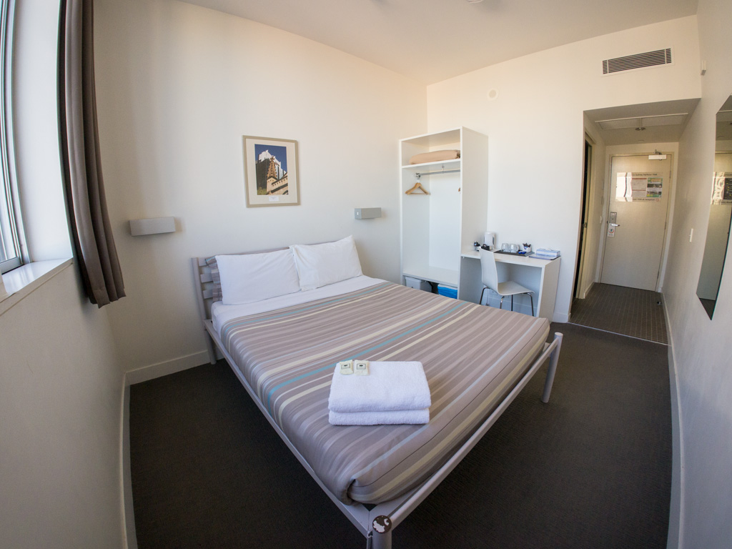 Sydney Harbour YHA reviews Australia