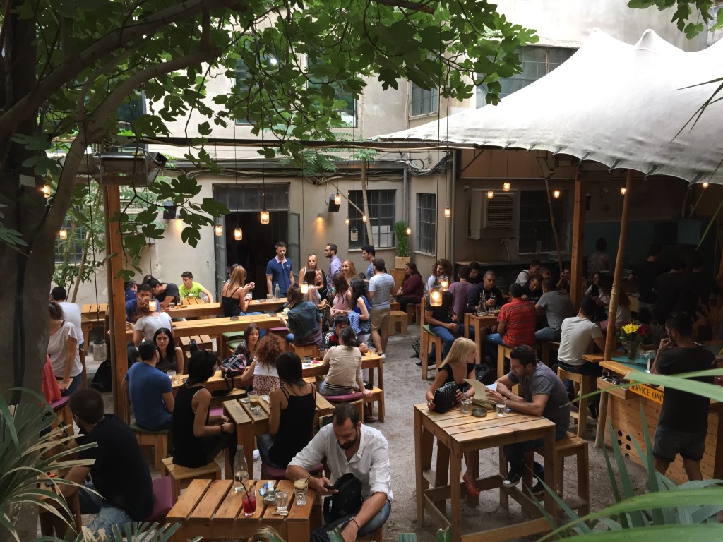 Finishing our trip with a quick beer at the hip six d.o.g.s : packed with Athenians all day/all night + an entertainment centre that combines a Gig Space, a Project Space, a Bar, a Foyer, and a Garden.
