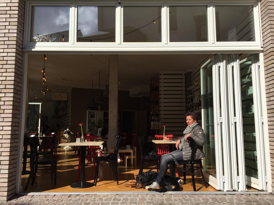 12204953_10154373385053986_825090595_n