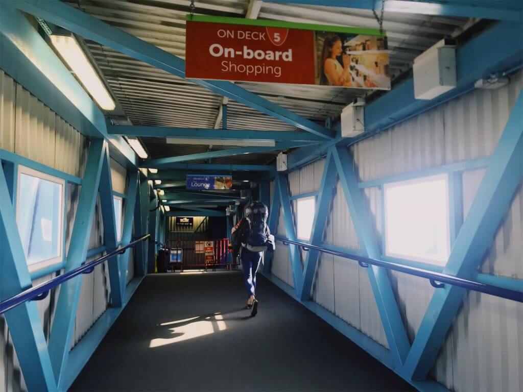 Boarding-the-minicruise