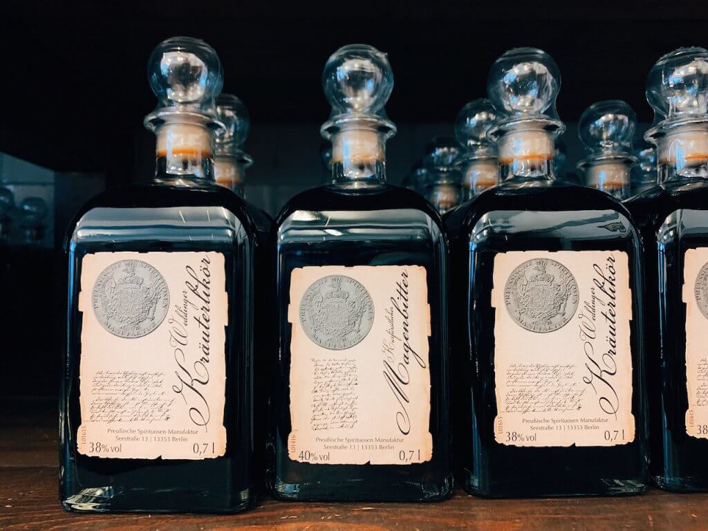Preussiche Spirituosen Manufaktur Schroff und Stahl.